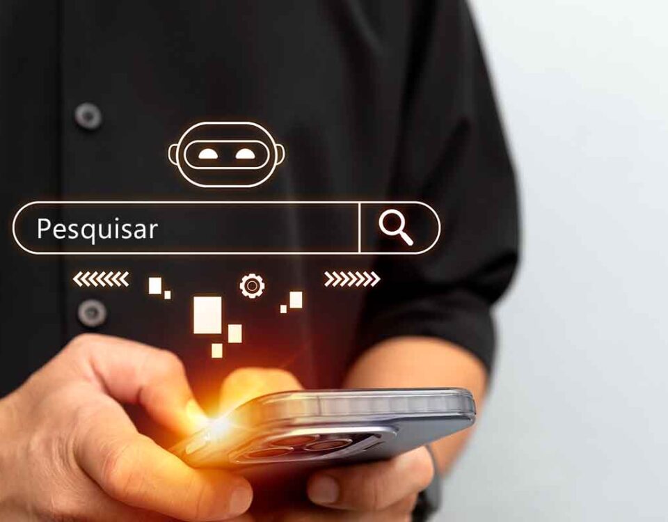 Homem pesquisando conteúdo em celular em ferramenta de IA